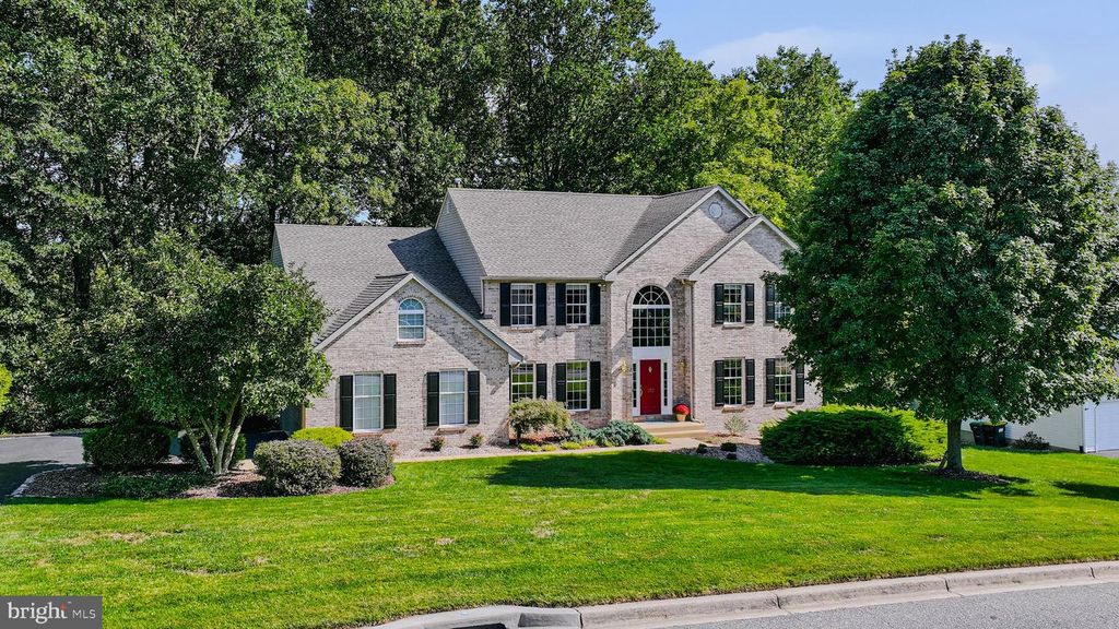 150 RAMUNNO CIR, Hockessin, DE 19707