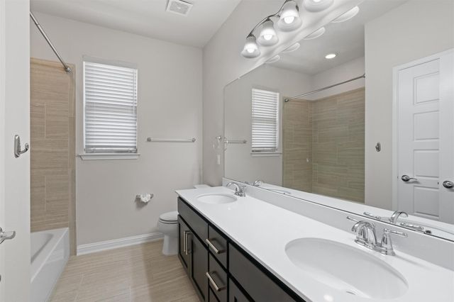 13800 E Lyndhurst ST 164, Austin, TX 78717