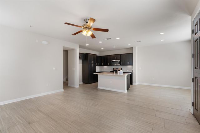 13800 E Lyndhurst ST 164, Austin, TX 78717