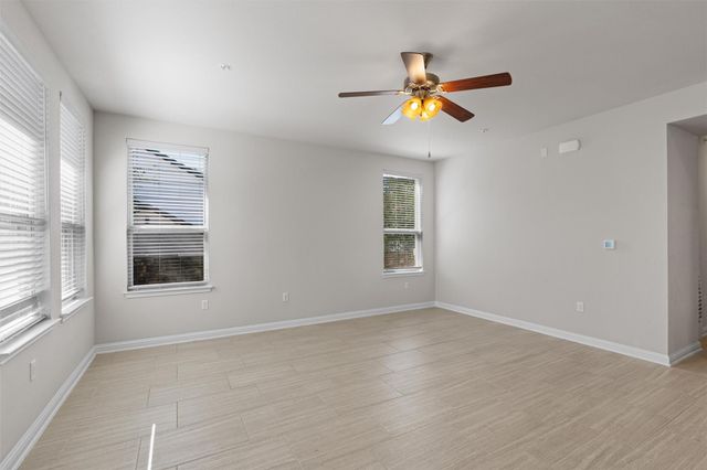 13800 E Lyndhurst ST 164, Austin, TX 78717