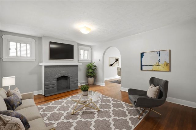 2441 Starkamp, Brookline, PA 15226