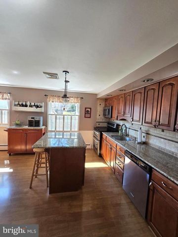 66 HENRY AVE, Feasterville Trevose, PA 19053