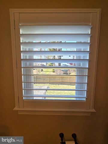 66 HENRY AVE, Feasterville Trevose, PA 19053