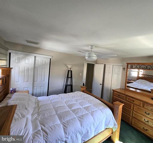 66 HENRY AVE, Feasterville Trevose, PA 19053