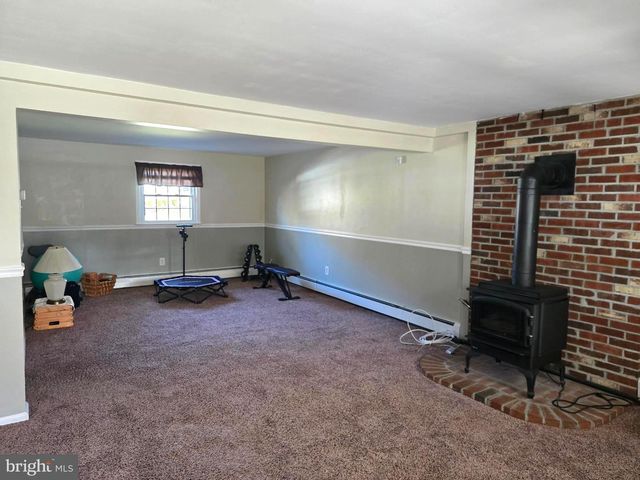 66 HENRY AVE, Feasterville Trevose, PA 19053