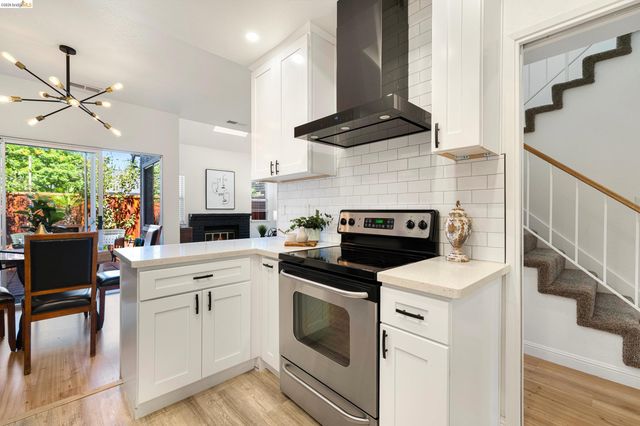 226 Birch Creek Dr, Pleasanton, CA 94566