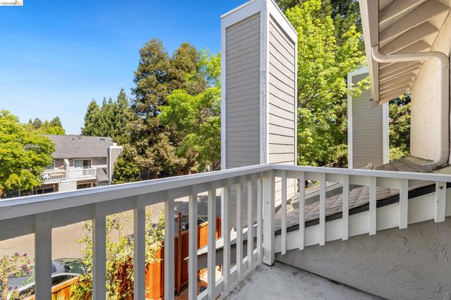 226 Birch Creek Dr, Pleasanton, CA 94566