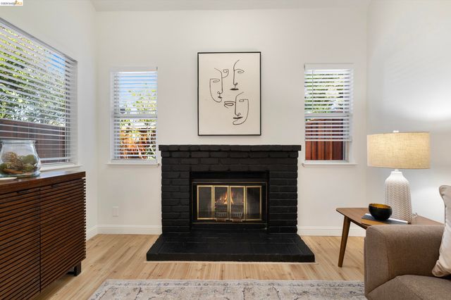 226 Birch Creek Dr, Pleasanton, CA 94566