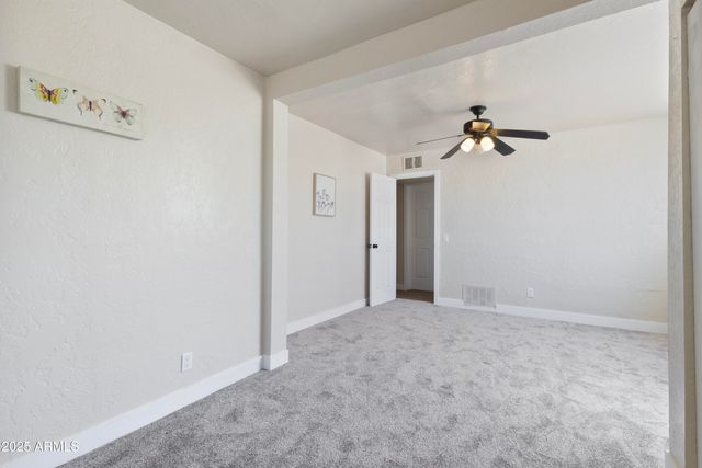 1065 W WHITELEY Street, Apache Junction, AZ 85120