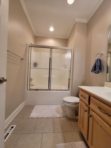 45 Parsons Green Cir, Sewanee, TN 37375