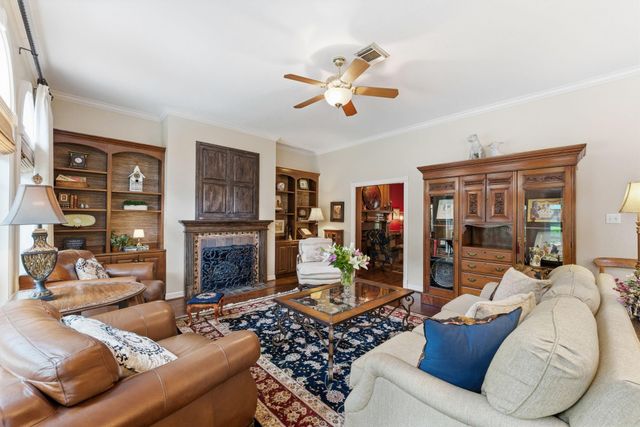 147 N Taylor Point Drive, Spring, TX 77382