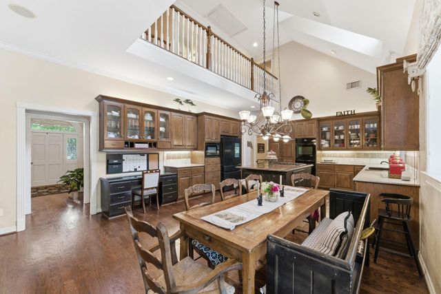 147 N Taylor Point Drive, Spring, TX 77382