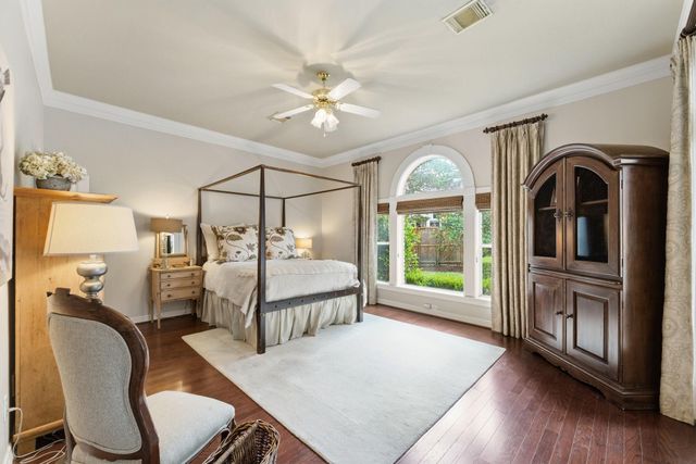 147 N Taylor Point Drive, Spring, TX 77382