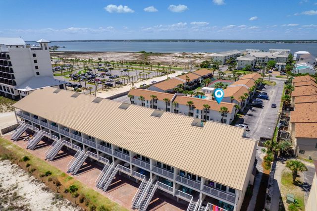 8425 Gulf Boulevard, 213, Navarre, FL 32566