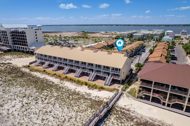 8425 Gulf Boulevard, 213, Navarre, FL 32566