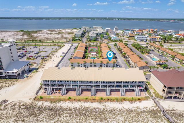 8425 Gulf Boulevard, 213, Navarre, FL 32566