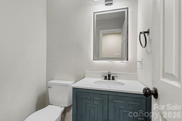 10740 Roxbury Court, Charlotte, NC 28214