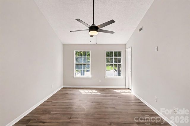10740 Roxbury Court, Charlotte, NC 28214