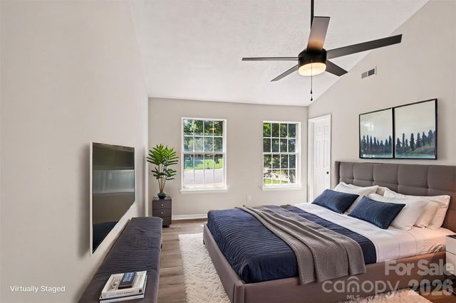 10740 Roxbury Court, Charlotte, NC 28214