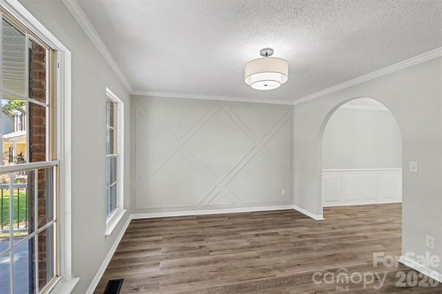 10740 Roxbury Court, Charlotte, NC 28214