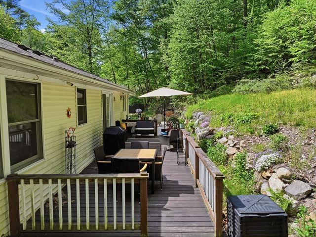 87 Allen Road, Brookfield, MA 01506