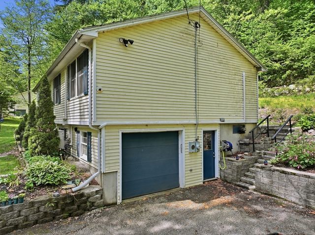 87 Allen Road, Brookfield, MA 01506