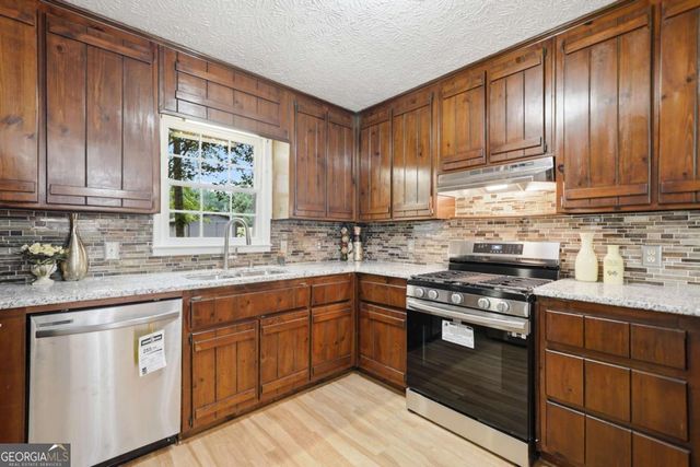 332 Pine Acres Drive, Canton, GA 30115