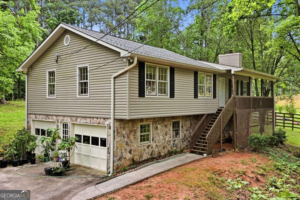 332 Pine Acres Drive, Canton, GA 30115