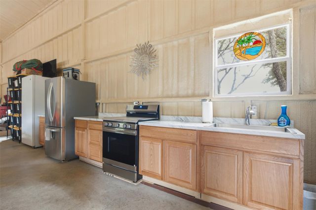 33952 Joseph Road, Waller, TX 77484