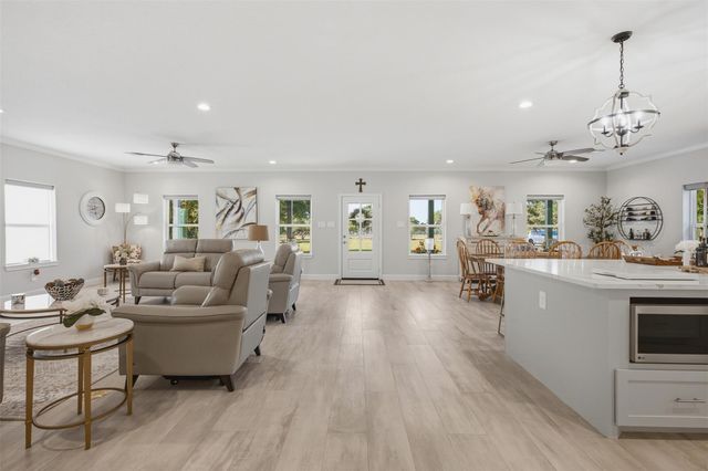 33952 Joseph Road, Waller, TX 77484