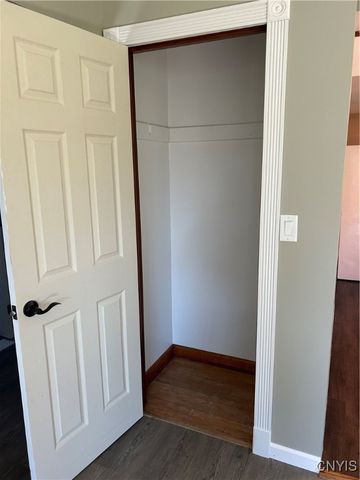 5 Brayton Court, Manheim, NY 13329