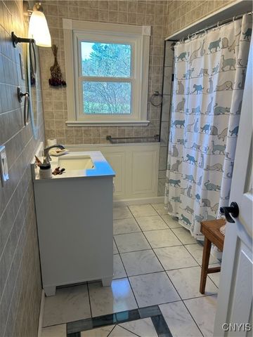 5 Brayton Court, Manheim, NY 13329