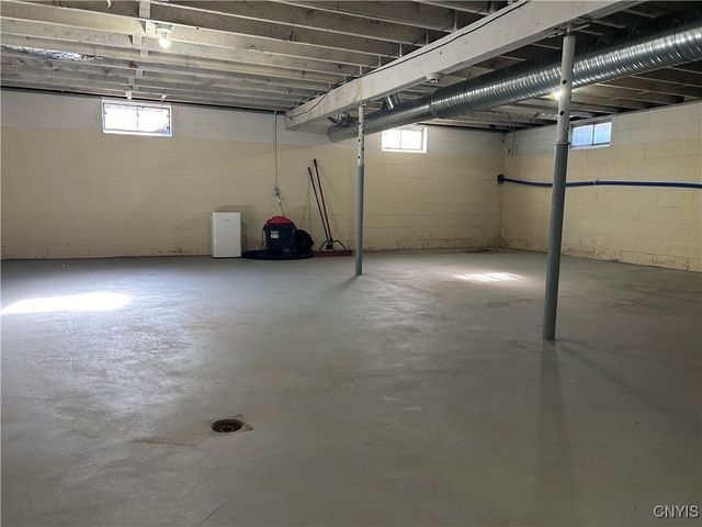 5 Brayton Court, Manheim, NY 13329