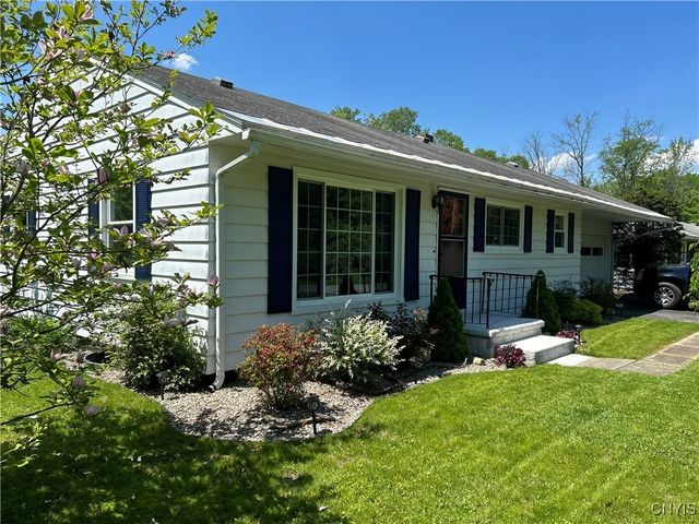 5 Brayton Court, Manheim, NY 13329