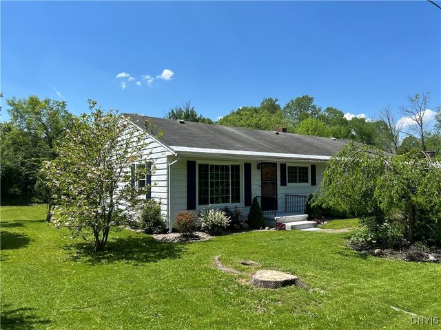 5 Brayton Court, Manheim, NY 13329