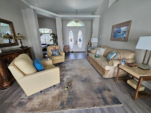 2720 SE Kern Road, Port St Lucie, FL 34984