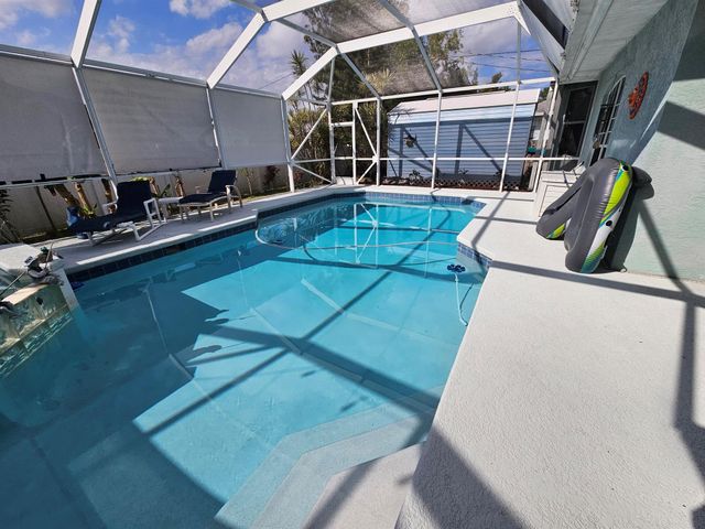 2720 SE Kern Road, Port St Lucie, FL 34984