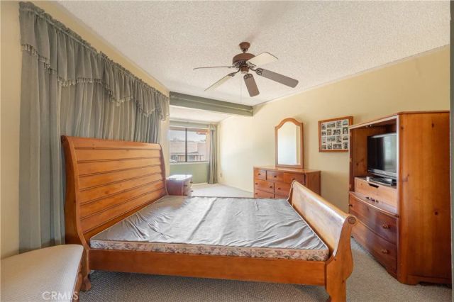 25710 Lupita, Valencia, CA 91355