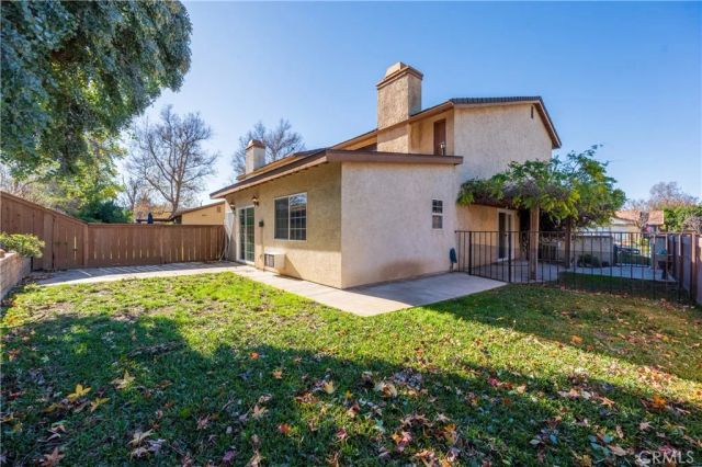 25710 Lupita, Valencia, CA 91355