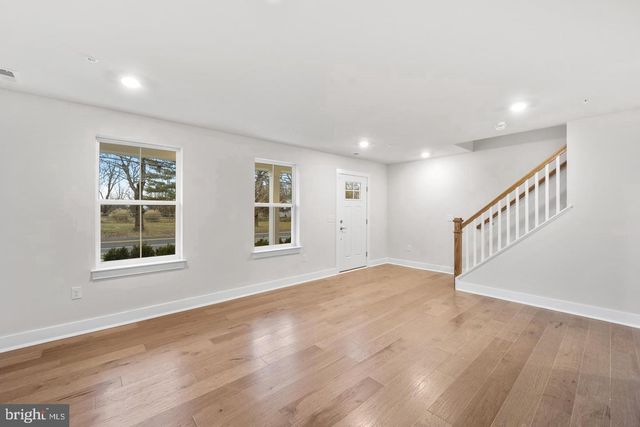 4820 STUMP RD, Pipersville, PA 18947