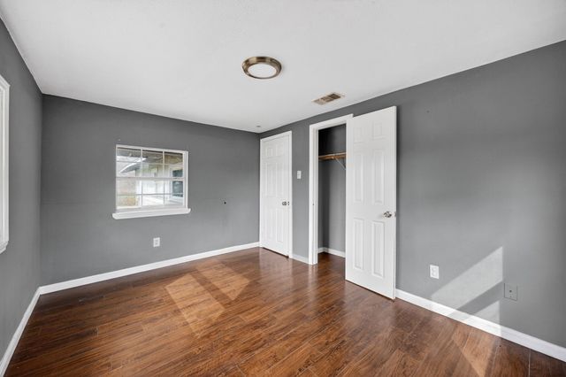 130 Center Street, Nevada, TX 75173