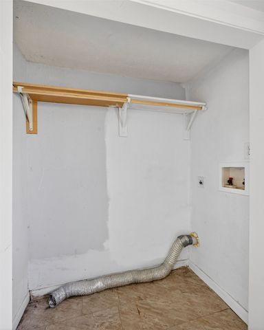 130 Center Street, Nevada, TX 75173