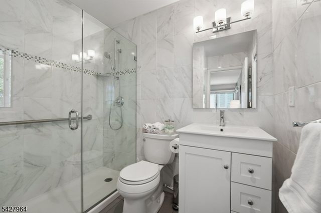 17 Tyndall Road, South Brunswick Twp., NJ 08824