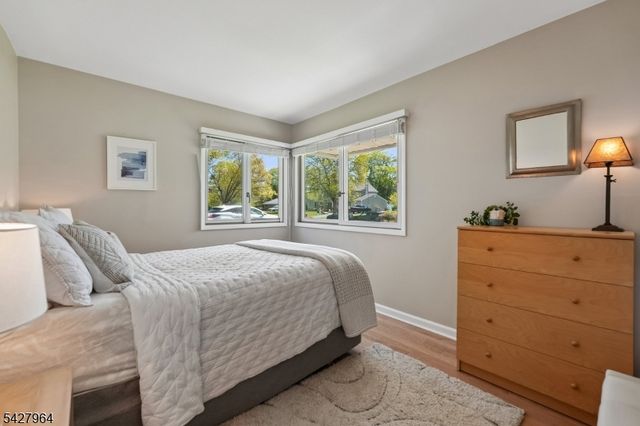 17 Tyndall Road, South Brunswick Twp., NJ 08824
