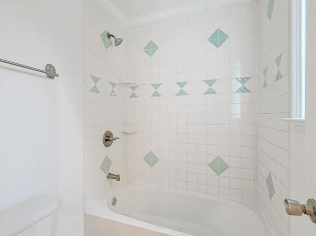 8502 Detroit Street D, Houston, TX 77017