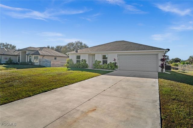 428 Piedmont ST, Lehigh Acres, FL 33974