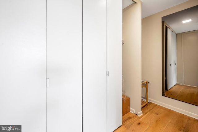 4000 N CHARLES ST #702, Baltimore, MD 21218