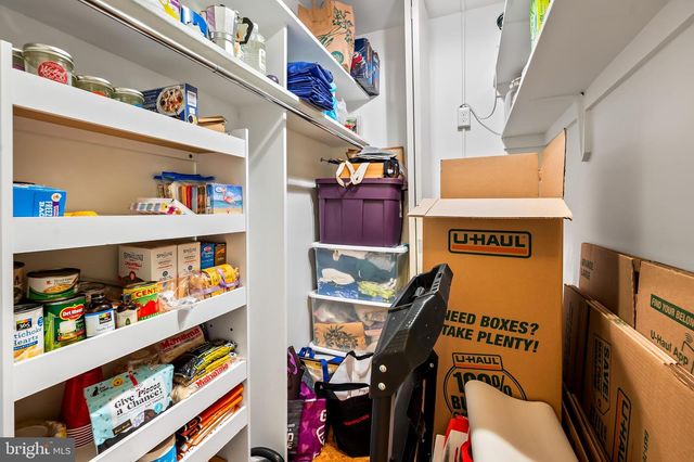 4000 N CHARLES ST #702, Baltimore, MD 21218