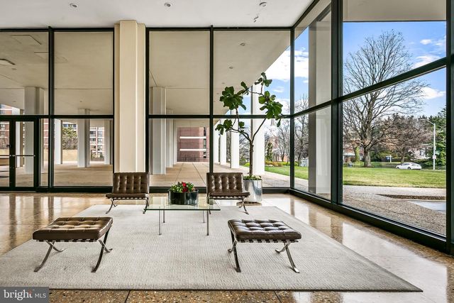 4000 N CHARLES ST #702, Baltimore, MD 21218