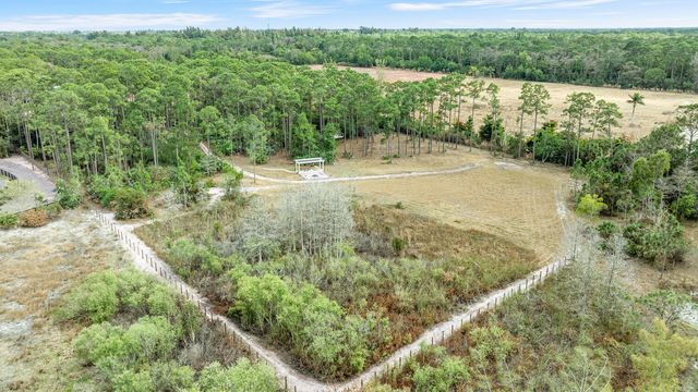 1443 E Road, Loxahatchee Groves, FL 33470